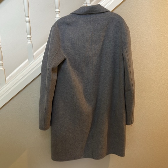 GAP Tall small Grey coat 50%wool, 50%polyester, in excellent condition. - Picture 7 of 8
